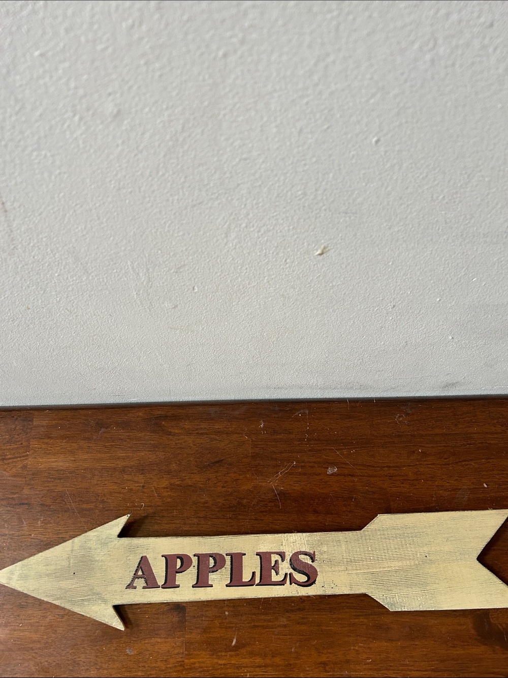 Rustic 'APPLES' Arrow Wall Sign - Cream and Red